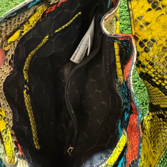 Multicolor Snake Print Women's Bag - Picture 3 of 3